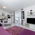Zvonimir Appartement