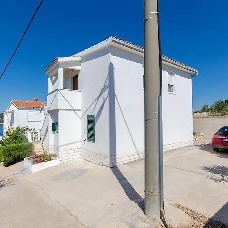 Zvonimir Apartment *