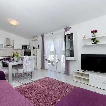 Zvonimir Apartment
